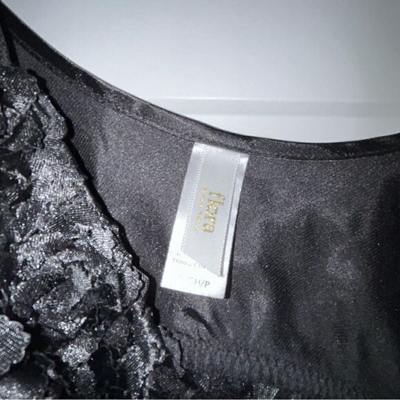 Flora by Flora Nikrooz Triangle Sheer Camisole Night Top - Picture 4 of 8